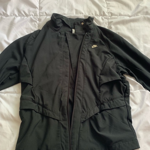 Nike Jacket - Picture 3 of 6